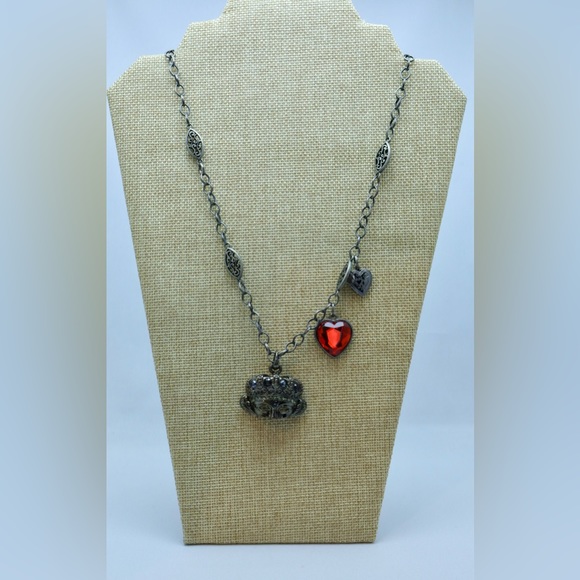 Funky, maximalist necklace in gunmetal grey chain three pendants. - Picture 1 of 4